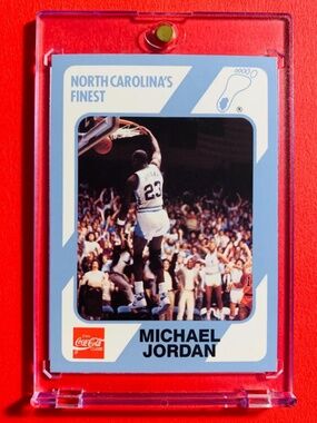 Vintage 1989 Michael Jordan basketball card
